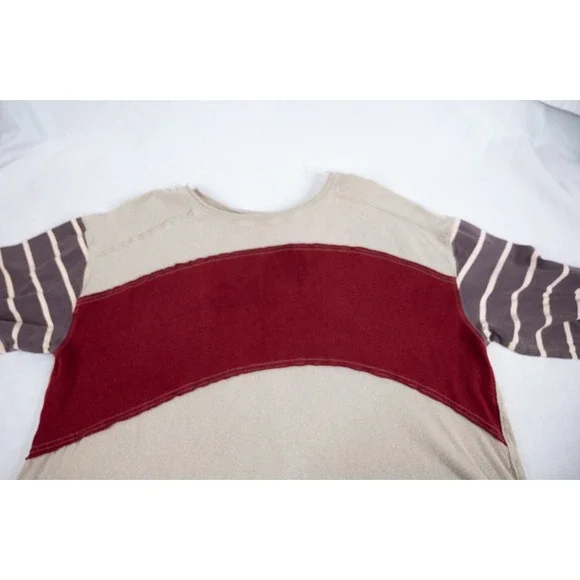 Free People We the Free Awesome Long Sleeved Shirt top Women's Medium oversized - Picture 7 of 8